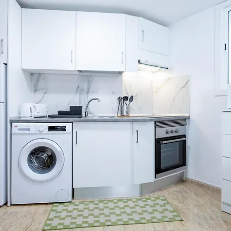 Apartament 2a Cozy Flores With Pool